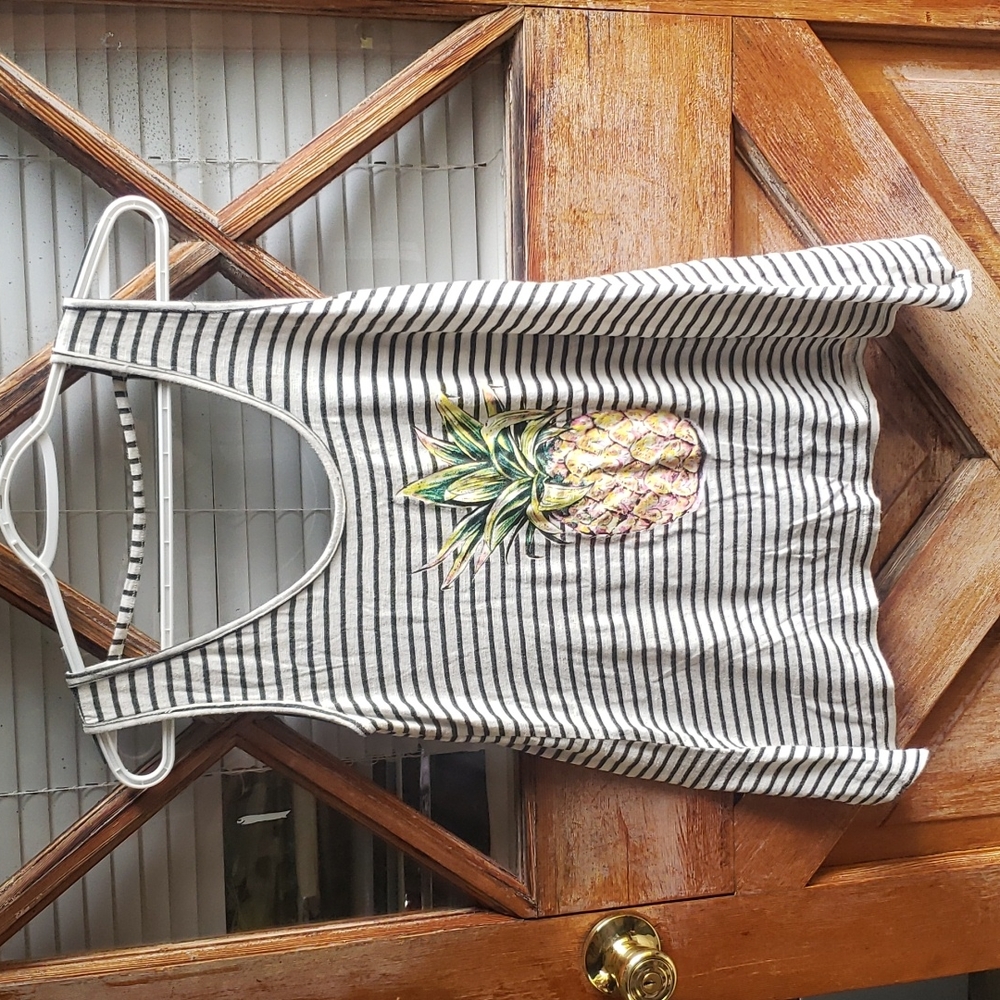 Jessica Simpson Pineapple Tank